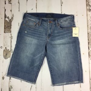 Lucky Brand boardwalk Bermuda shorts 10/30